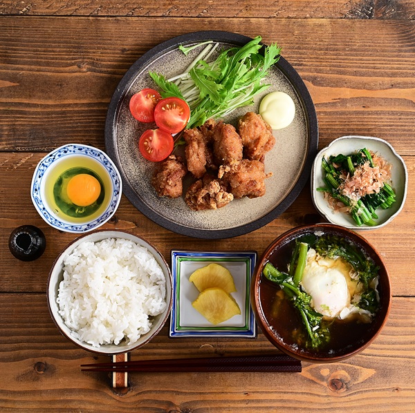 鶏のから揚げ定食